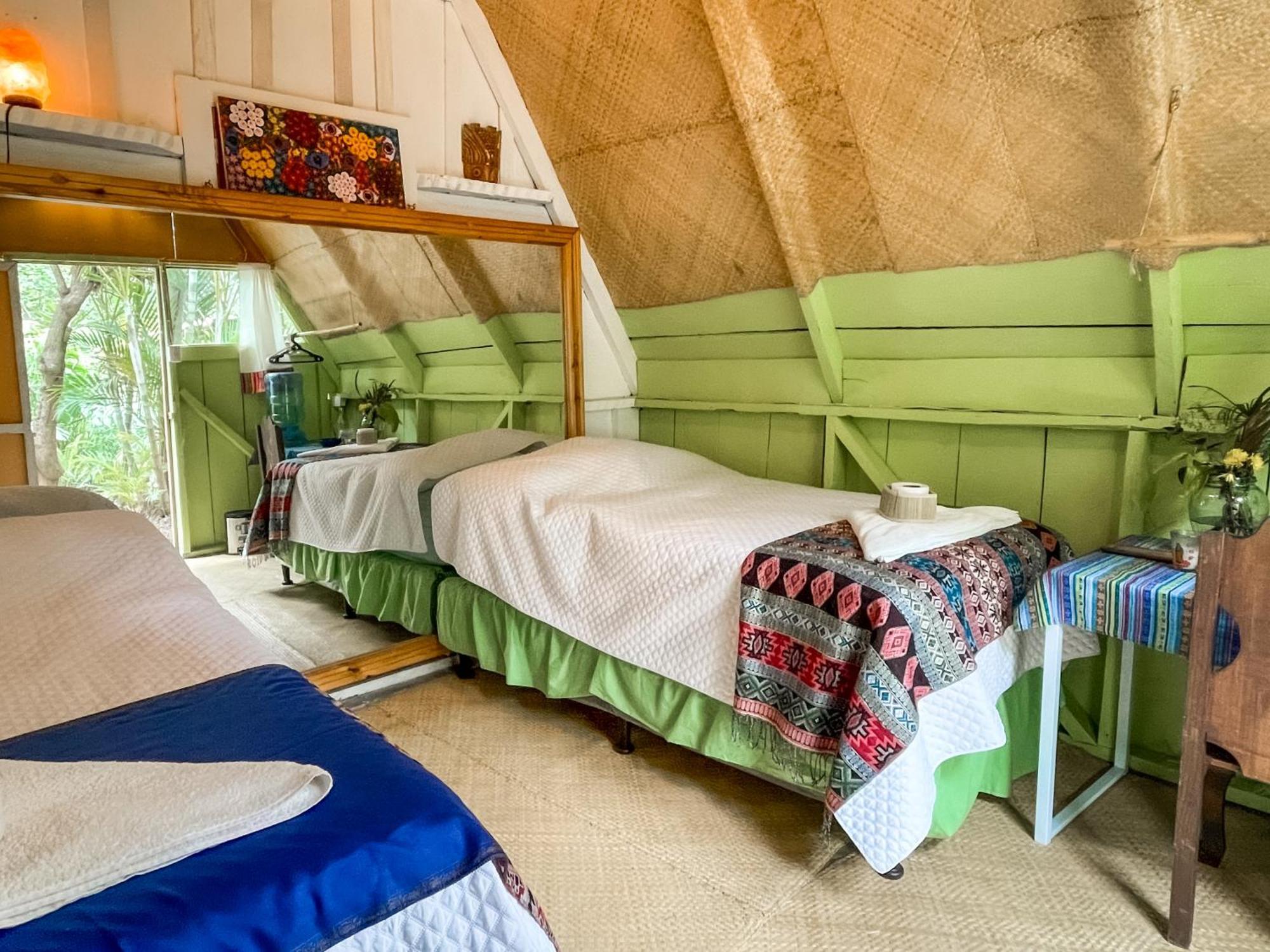 Unicorn Reborn - Peaceful Rentals San Marcos La Laguna Bagian luar foto